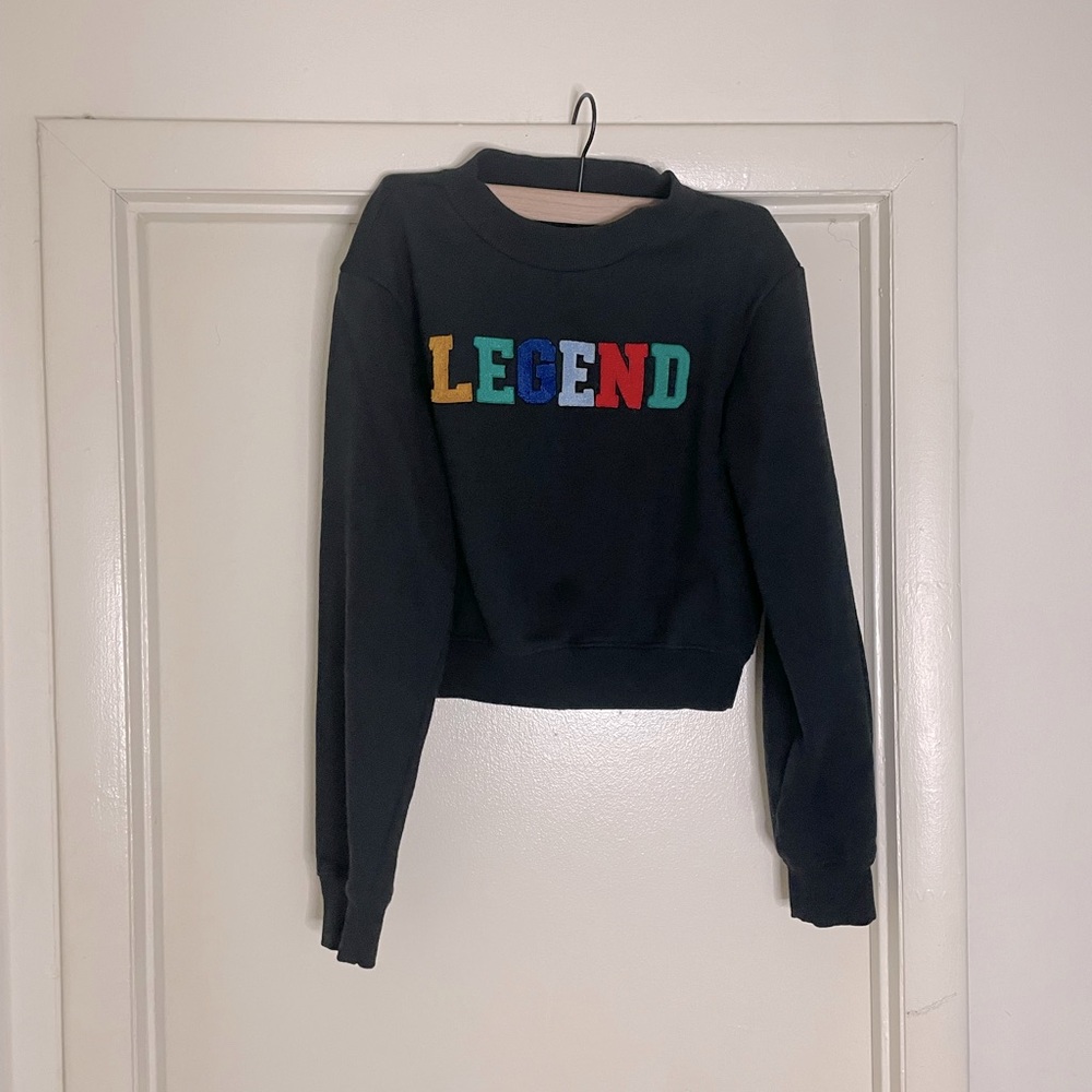 Sweatshirt
